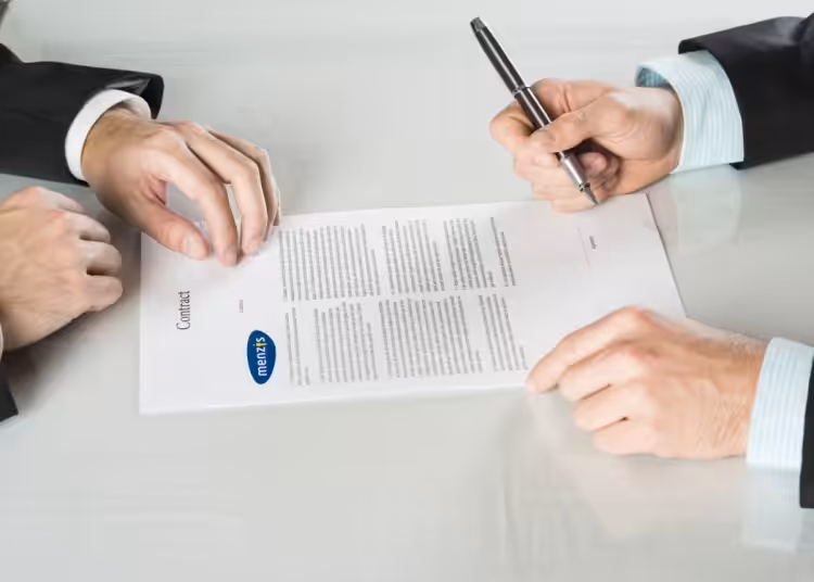 Sosyal Medya Sozlesmesi